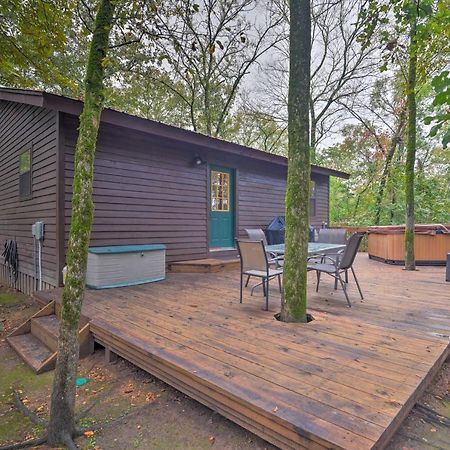 Hochatown Hideaway With Hot Tub, Grill And Fire Pit! Βίλα Stephens Gap Εξωτερικό φωτογραφία